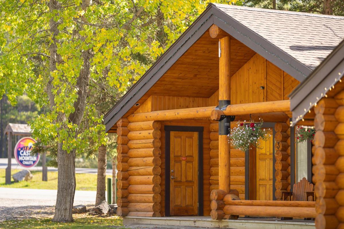 Castle Mountain Chalets Exterior foto